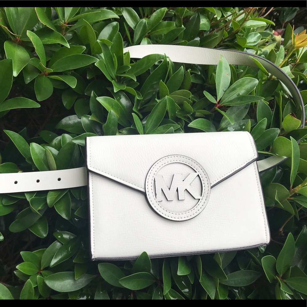 NWT Michael Kors white belt bag- size L/XL